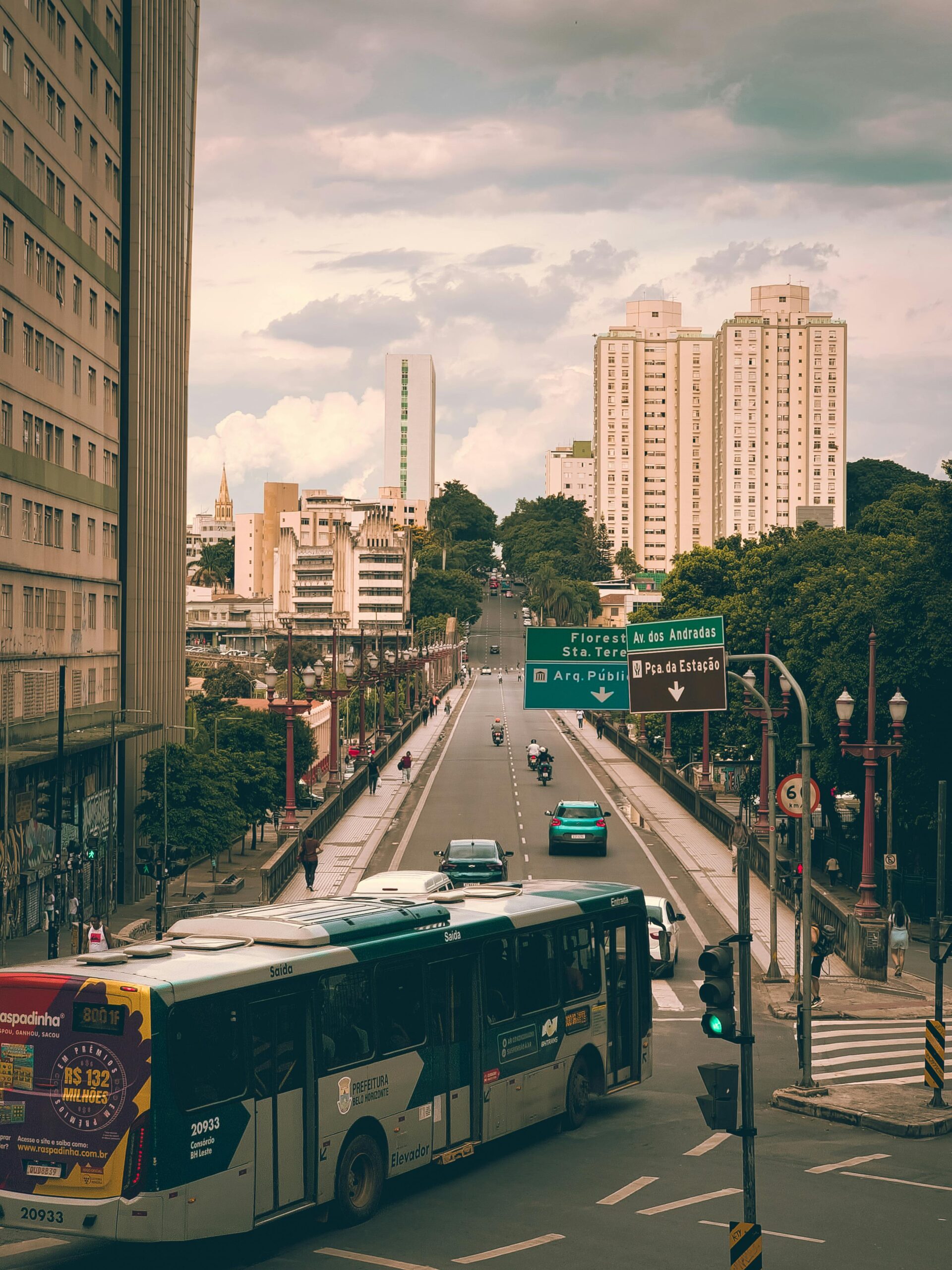 Você está visualizando atualmente Goiânia Mantém Tarifa de Ônibus Acessível: Estratégias de Gestão em Mobilidade Urbana.